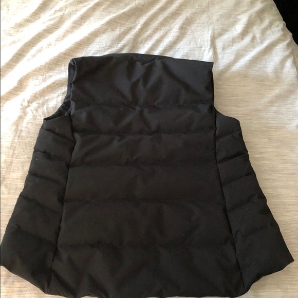 (SOLD) CANADA GOOSE JACKET WOMEN BNWT - Picture 2 of 15